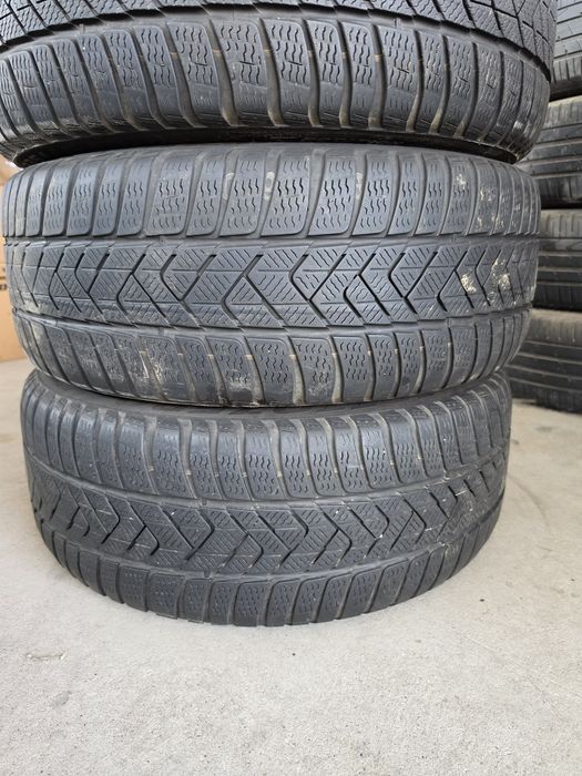 4 Броя 235/45/18 Pirelli 2x6,2mm 2x5mm