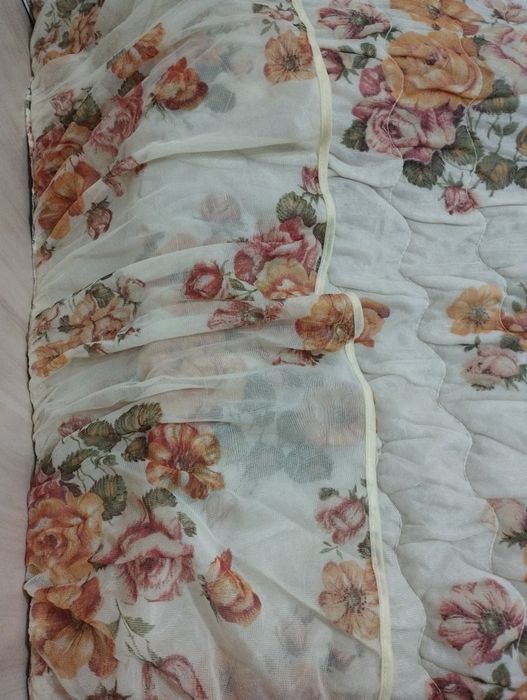 Покрывало на кровать,  односпальную или полуторку