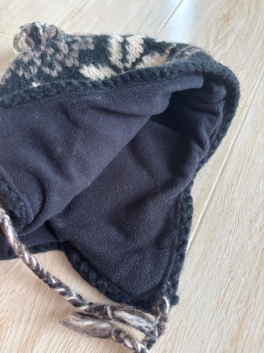 Vând căciuli pentru copii, din lana