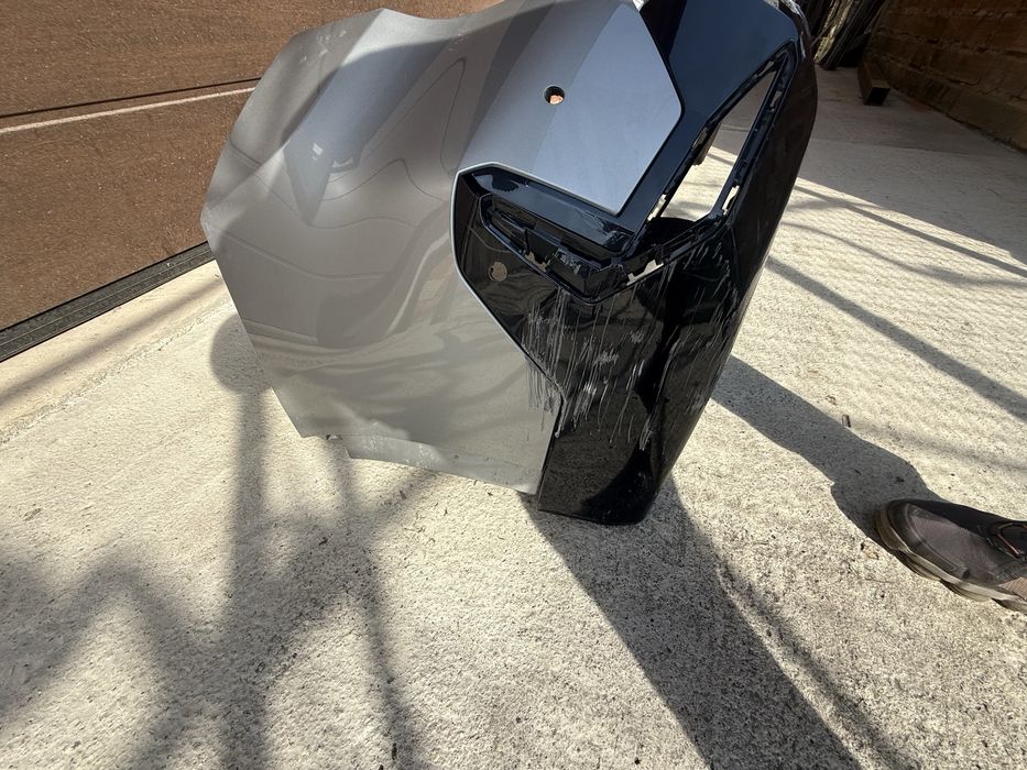 Задна броня за BMW U11