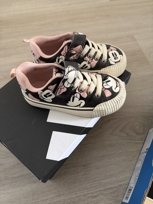 Детски обувки 4 чифта!