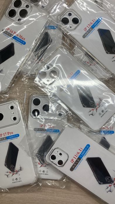 Чехлы на Телефоны