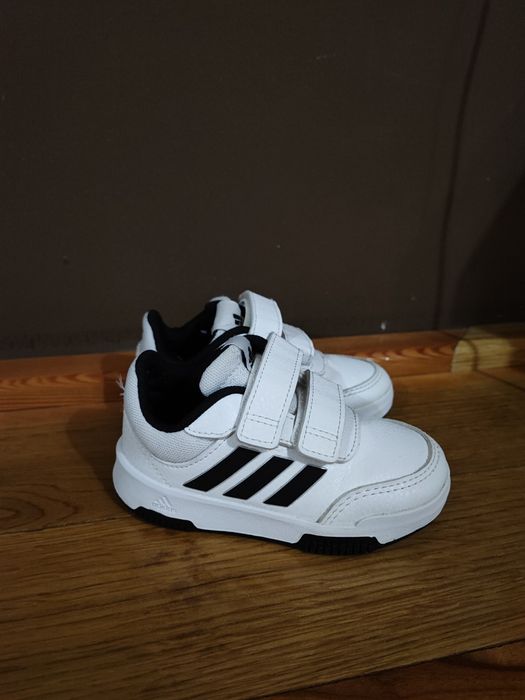Adidași pentru copii