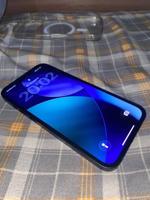 Айфон 13 128гб.