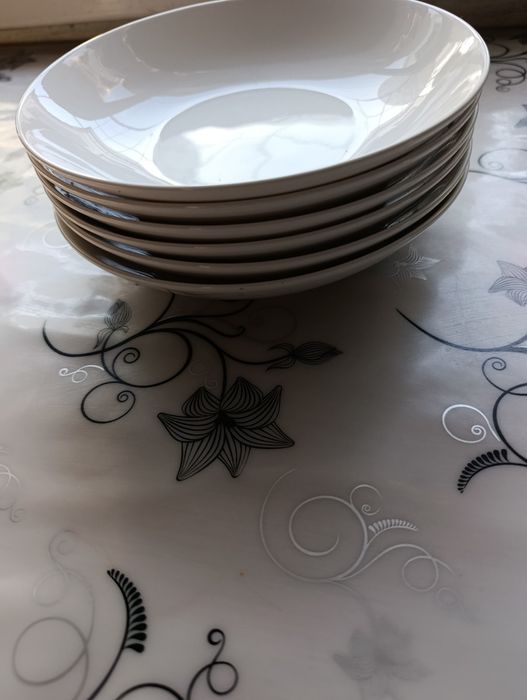 Продам тарелки глубокие