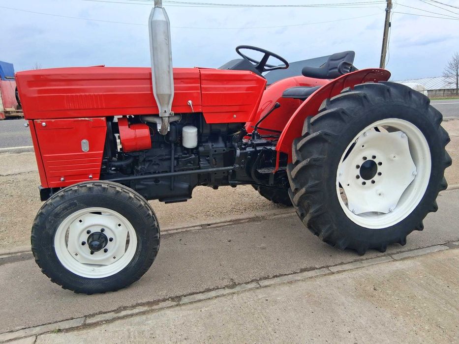 Tractor viticol utb universal u445 vr pentru vie