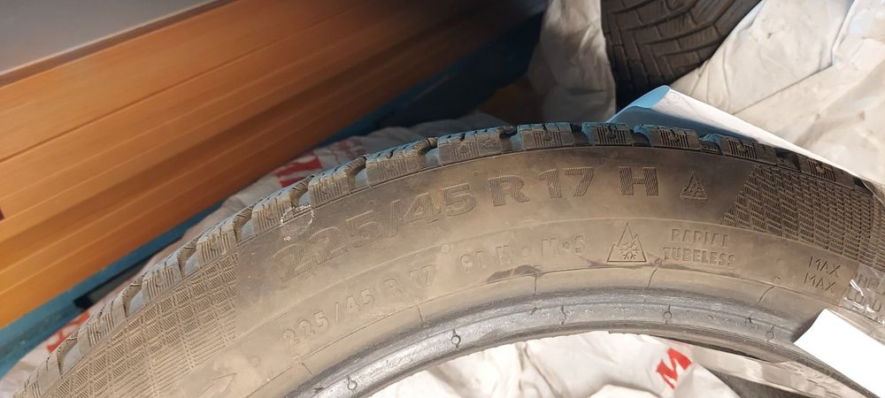Зимни гуми 225/45 R17H