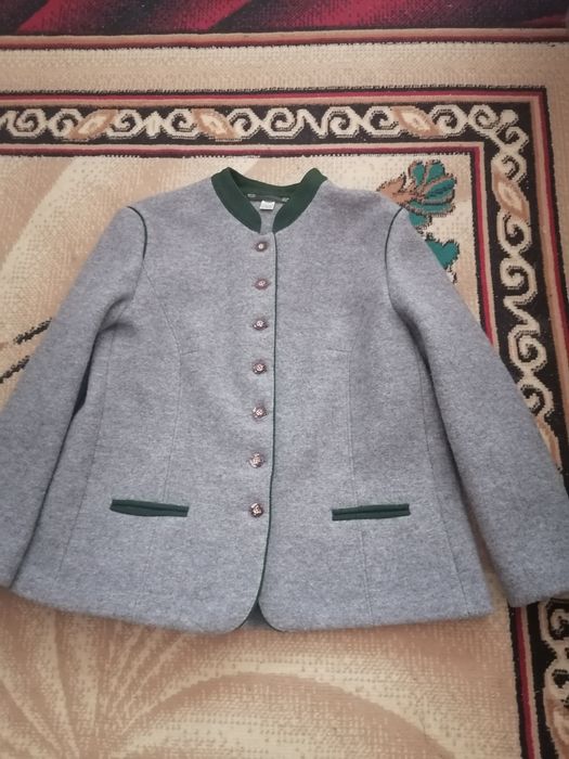 Haină damă (mărimea 42)
