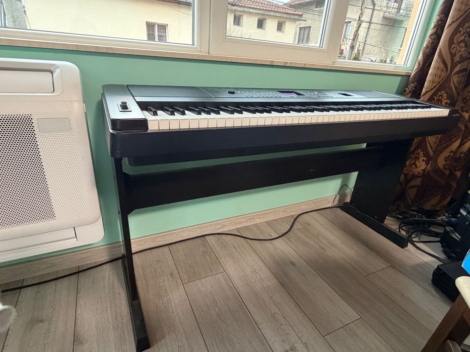 Пиано YAMAHA, модел PortableGrand DGX - 650