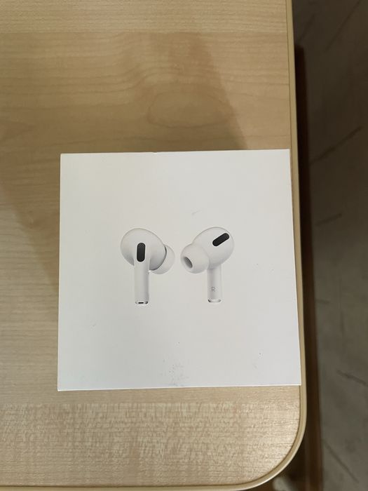 Эйрподс про ориг