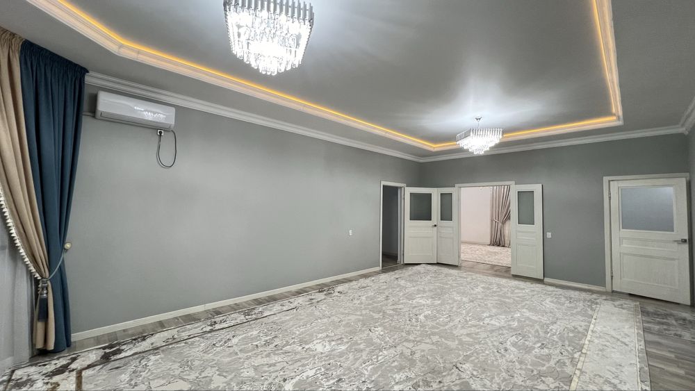 Үлкен жайлы үй сатылады