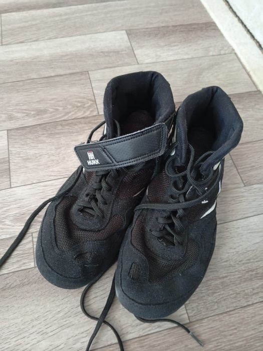 Продам борцовки мужские