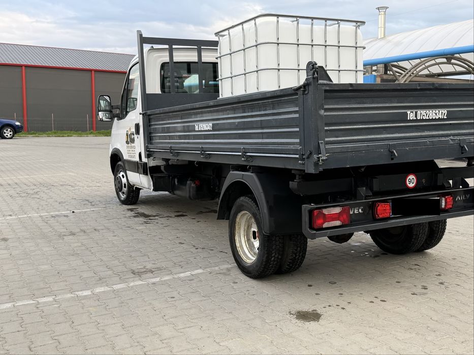Vand / Schimb Iveco Daily basculabil pe cutie