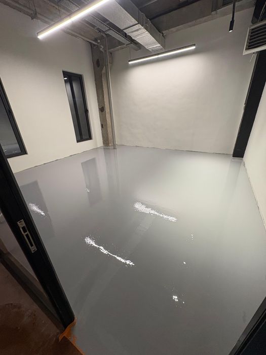 Полимерный пол, эпоксидная краска