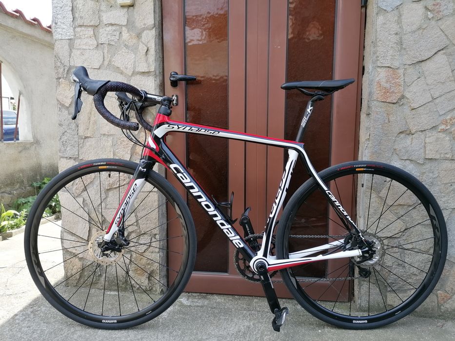 Шосеен Cannondale  Carbon  8,1 кг. Shimano Ultegra 2*11, хидравлика