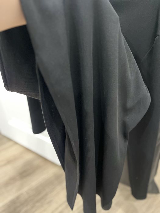 Платье на одно плечо