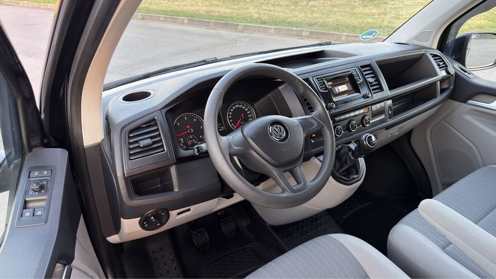 VOLKSWAGEN Caravelle 2017 — imagine 5