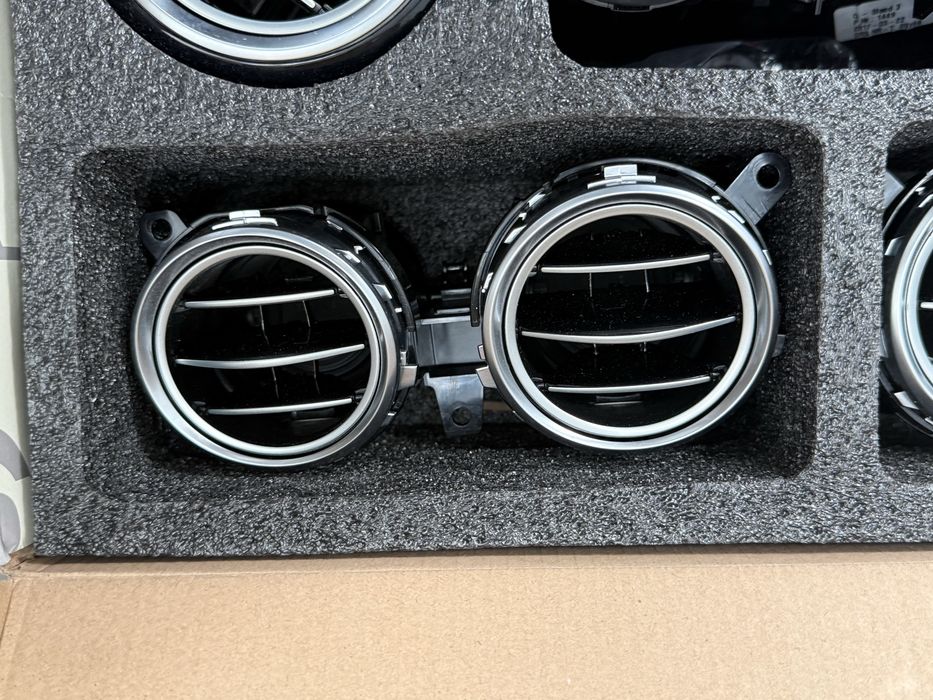 Розетки/Въздуховоди Mercedes W213 E-class