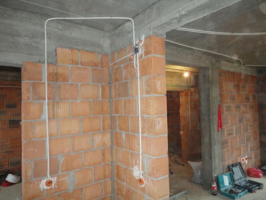 Electrician , interventie non-stop