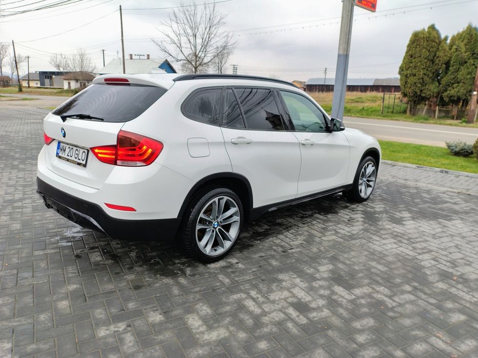 BMW X1 X-Drive 2013