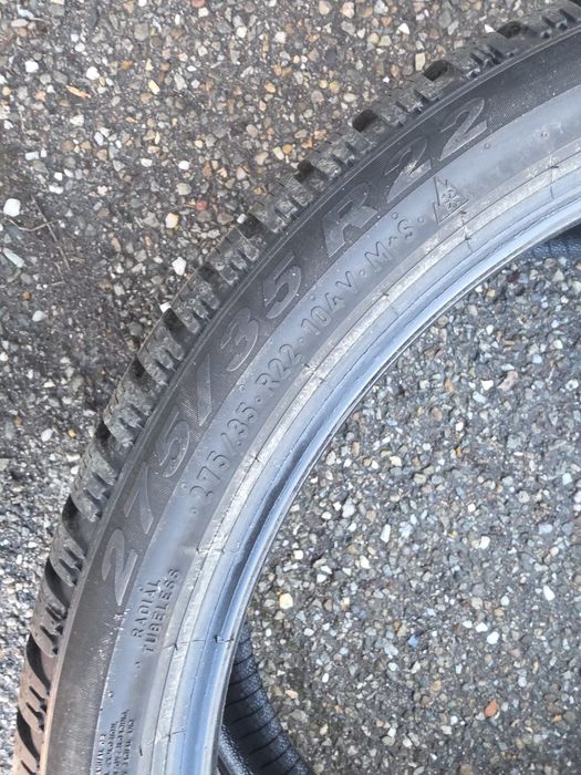 Anvelope iarna 275/35R22 315/30R22 Pirelli Runflat BMW X5, X6