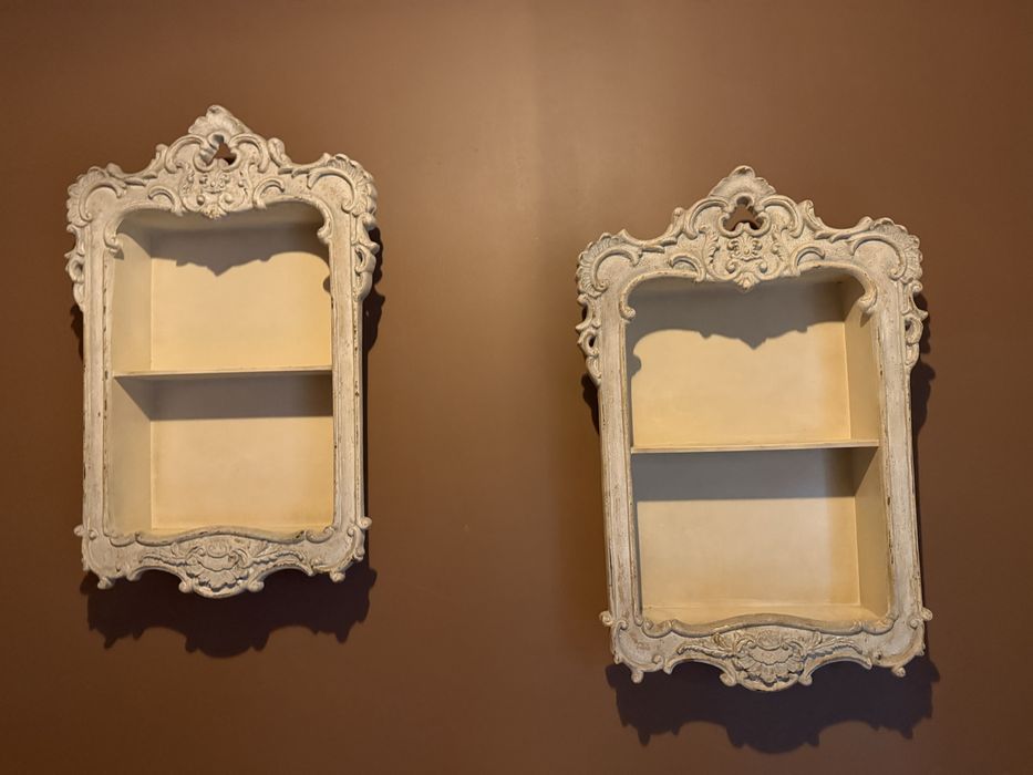 Etajere stil clasic pt casa sau salon