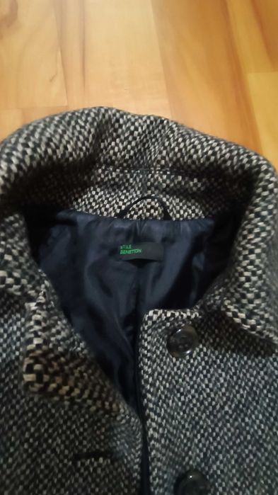 Пальто Benetton б/у размер S - 7000 тг