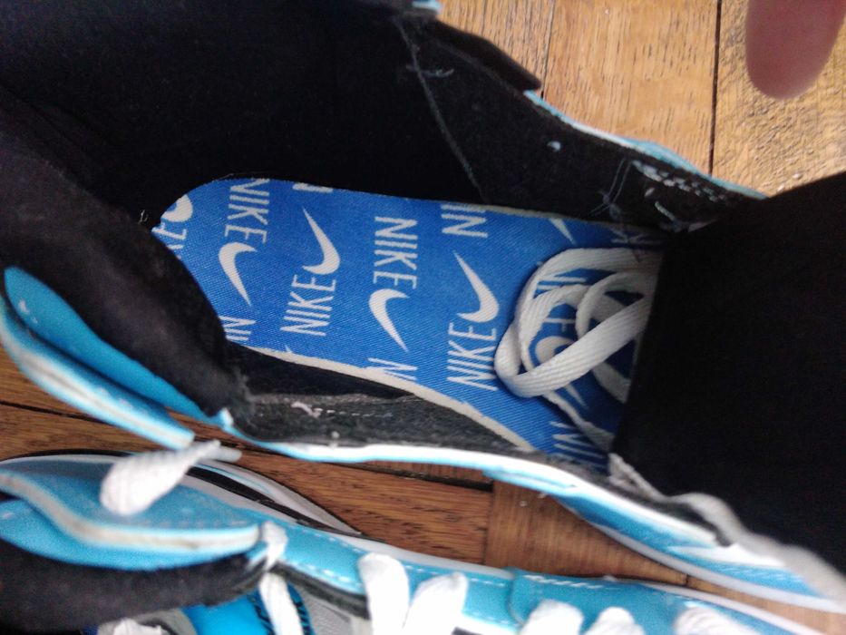 Adidasi noi- NIKE JORDAN 1