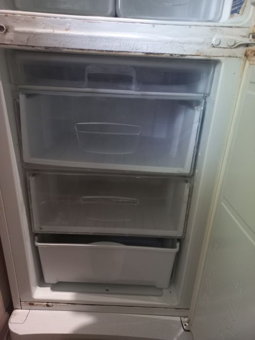 Продам холодильник б/у