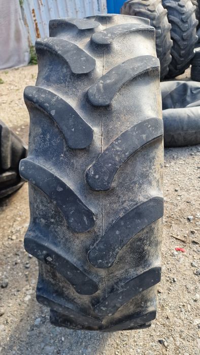 CAUCIUC tractor 12.4R24 marca Firestone
