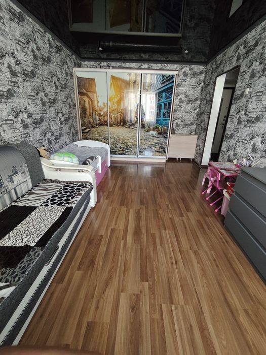 Продам общежитие Есенжанова 1