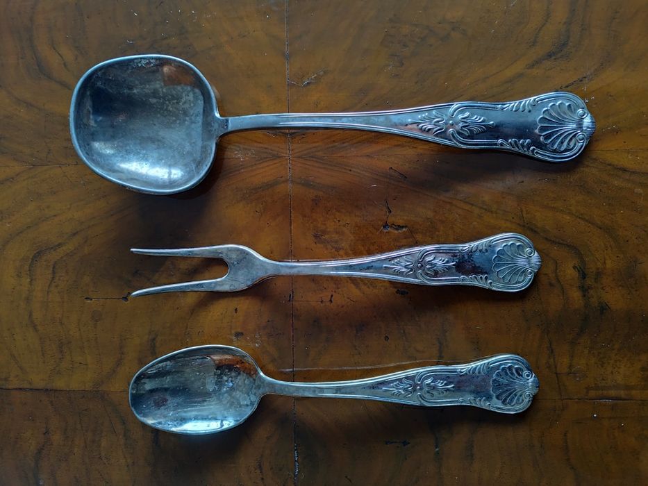 Масивни сребърни прибори проба 800