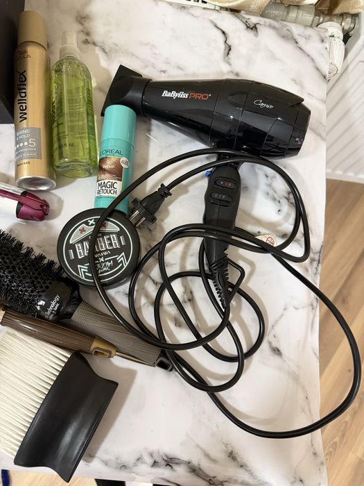 Продам фен Babyliss