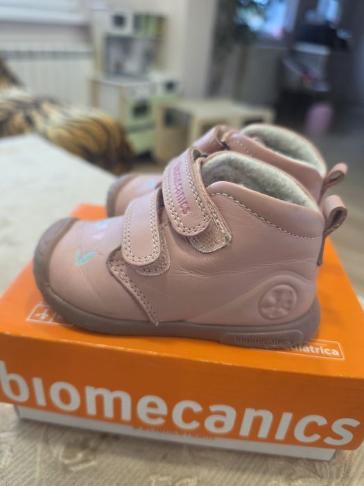 Топли обувки Biomecanics