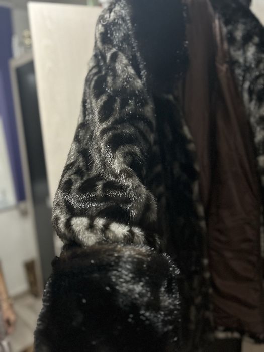 Vând blană pentru iarnă NOUĂ