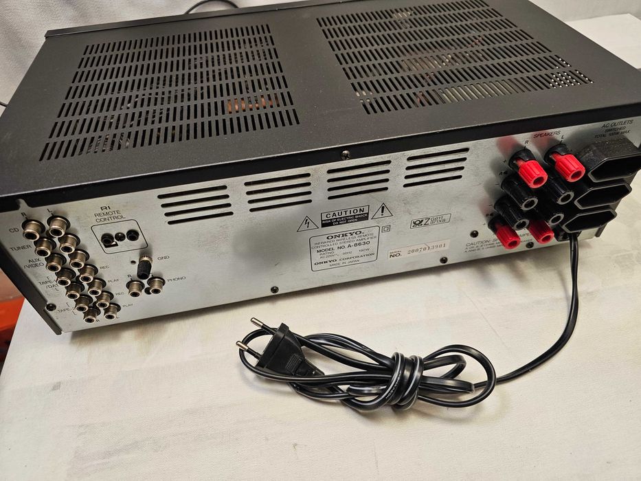 Amplificator Stereo Integrated Onkyo A-8630 RI Phono Made in Japan