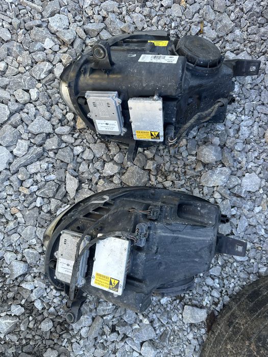 Фарове за Мерцедес Р класа Mercedes R W 251