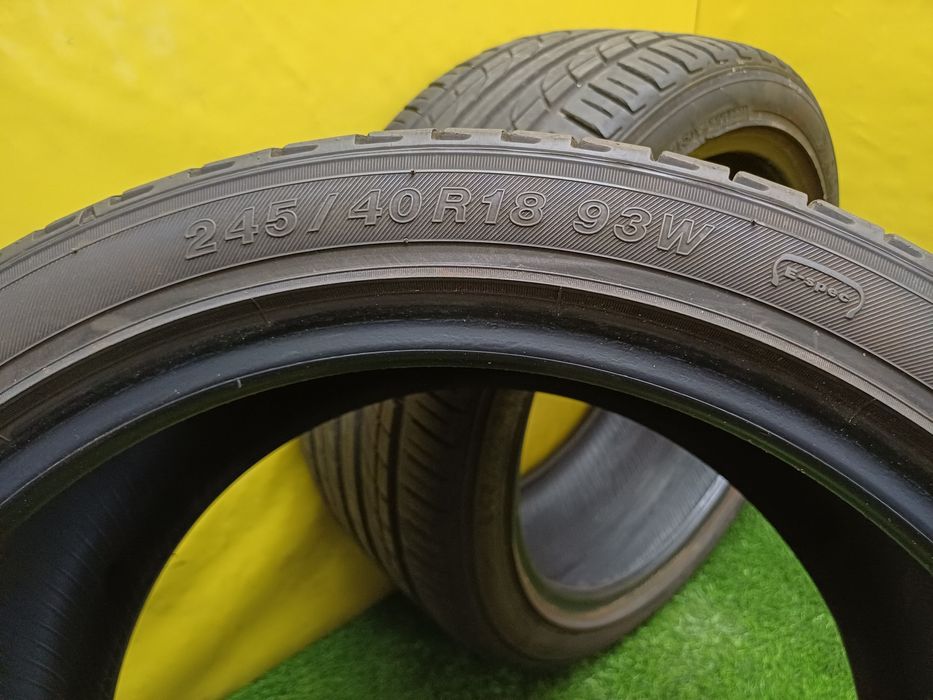 Шины 245/40 R18 Yokohama пара.