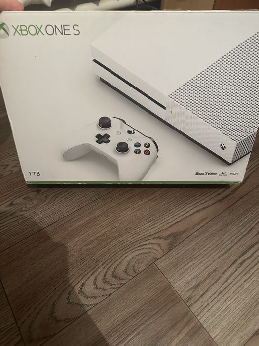 Xbox one s 1t…..