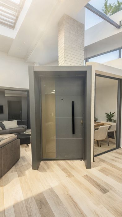 Входна врата за къща-OLIVIA