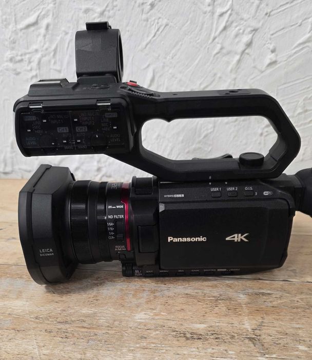 Camera Video Profesionala 4K Panasonic AG-CX10 - KLI Amanet