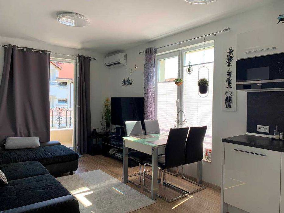 Продава се Двустаен апартамент в Обзор - 68 кв.м за 1780 €/кв.м - Снимка #2