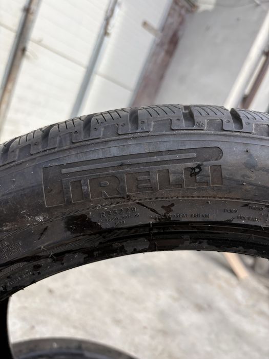 295 40 R20 Pirelli