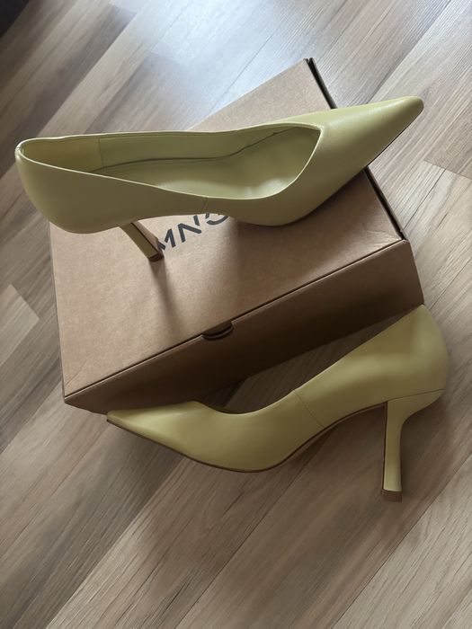 Кожени обувки Mango