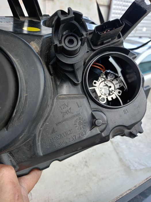 Фарове да Dacia Duster 2010-2013