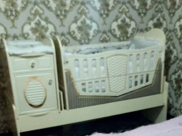 Диван кулай пардаоариям бор