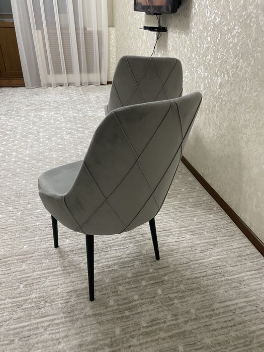 Продам стулья красивые