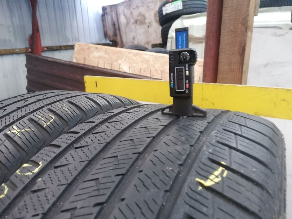 275/45/21 110y iarna  2*Vredestein dot 2321.   5,,37mm