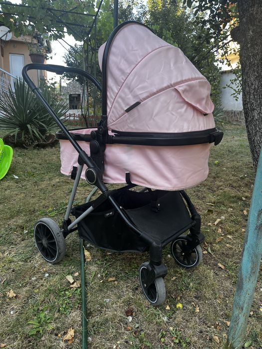 Бебешка количка chipolino