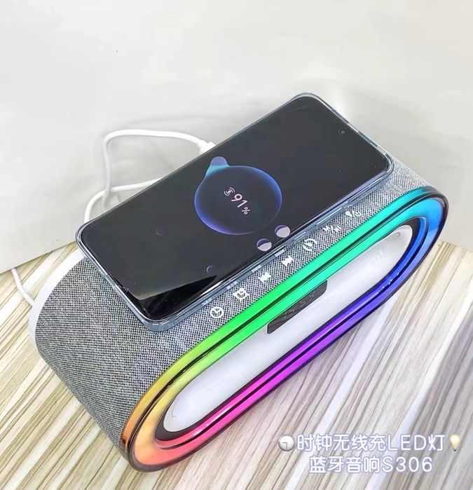 Ceas, Boxa, Încărcare wireless, Radio, USB, Acumulator, Ambiental